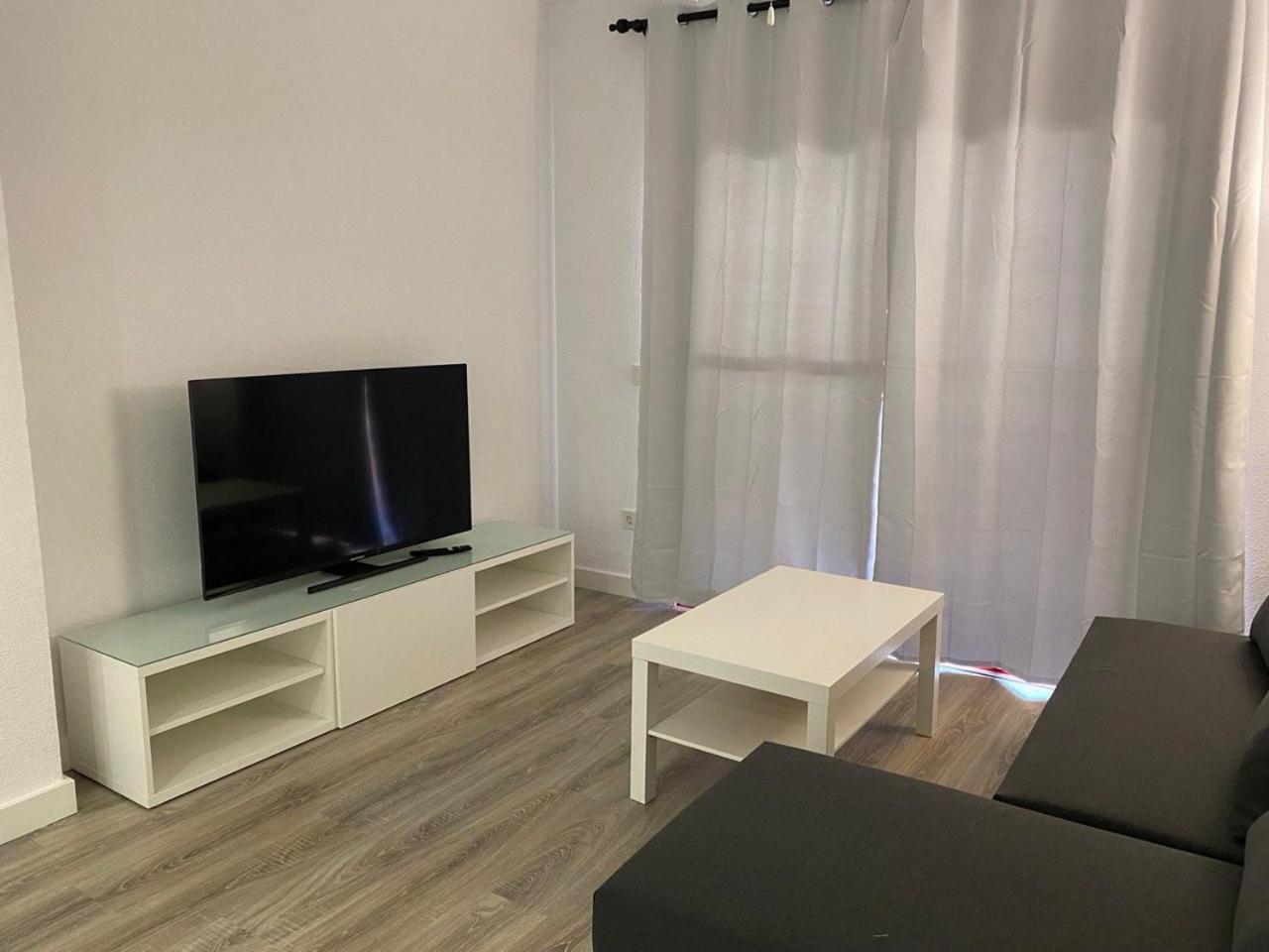 Apartamentos Turisticos Magallanes I ซานเปรโดเดลปีนาตาร์ ภายนอก รูปภาพ